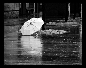 paraguas blanc i negre